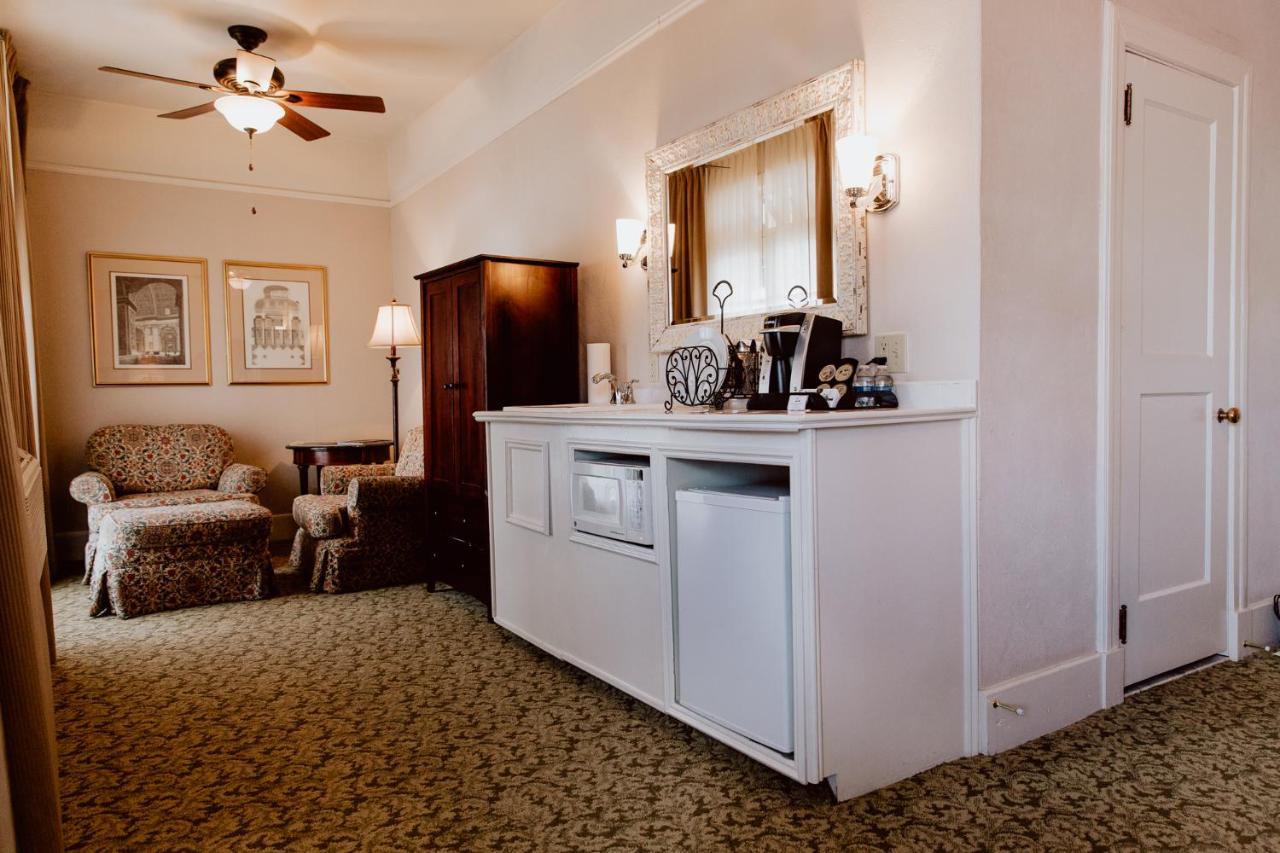 The Hotel Paisano Marfa Extérieur photo